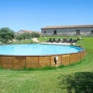 Сasa de vacaciones La Pietraia By Interhome, Badesi